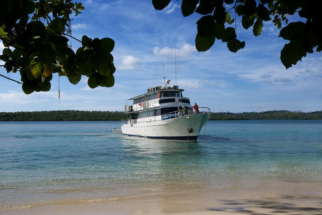 Walindi Plantation Resort Kimbe Eksteriør billede