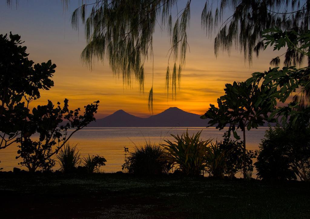 Walindi Plantation Resort Kimbe Eksteriør billede