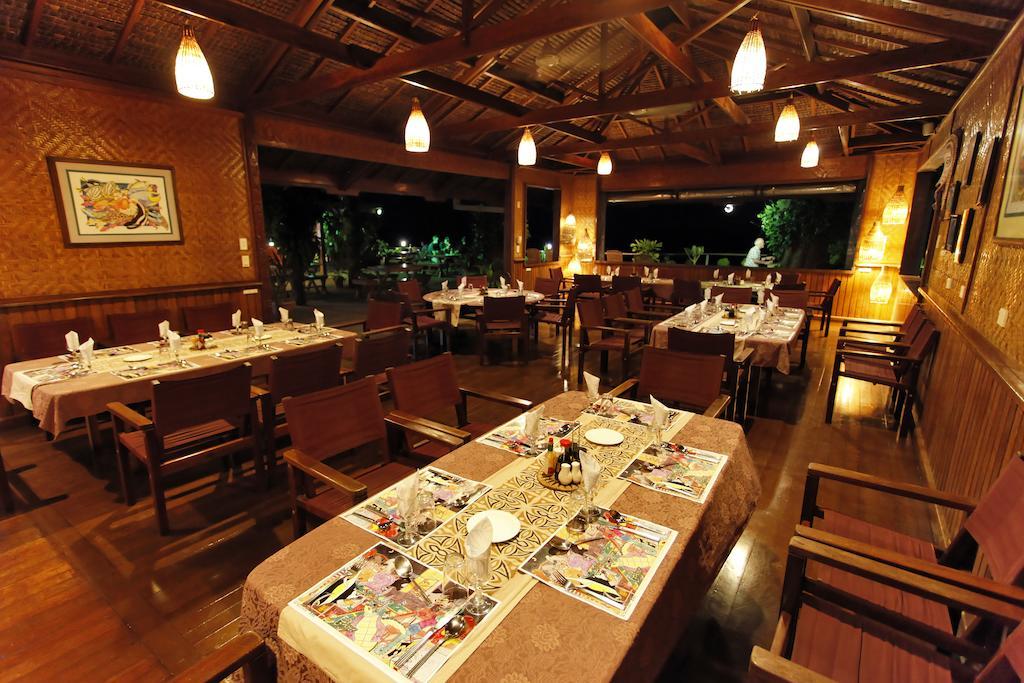 Walindi Plantation Resort Kimbe Eksteriør billede