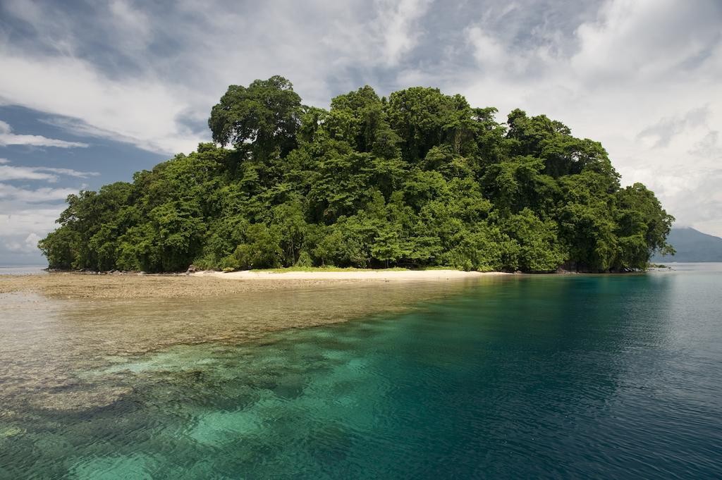 Walindi Plantation Resort Kimbe Eksteriør billede